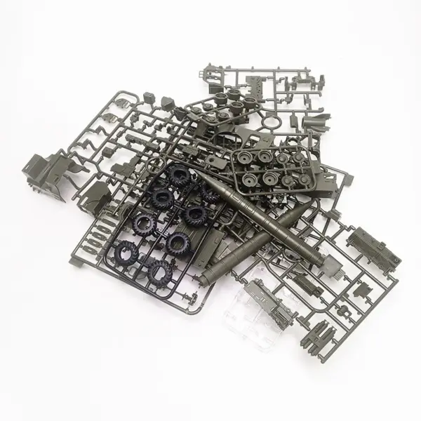 1/72 S-300 Model Missile Vehicle Kit - Image 2