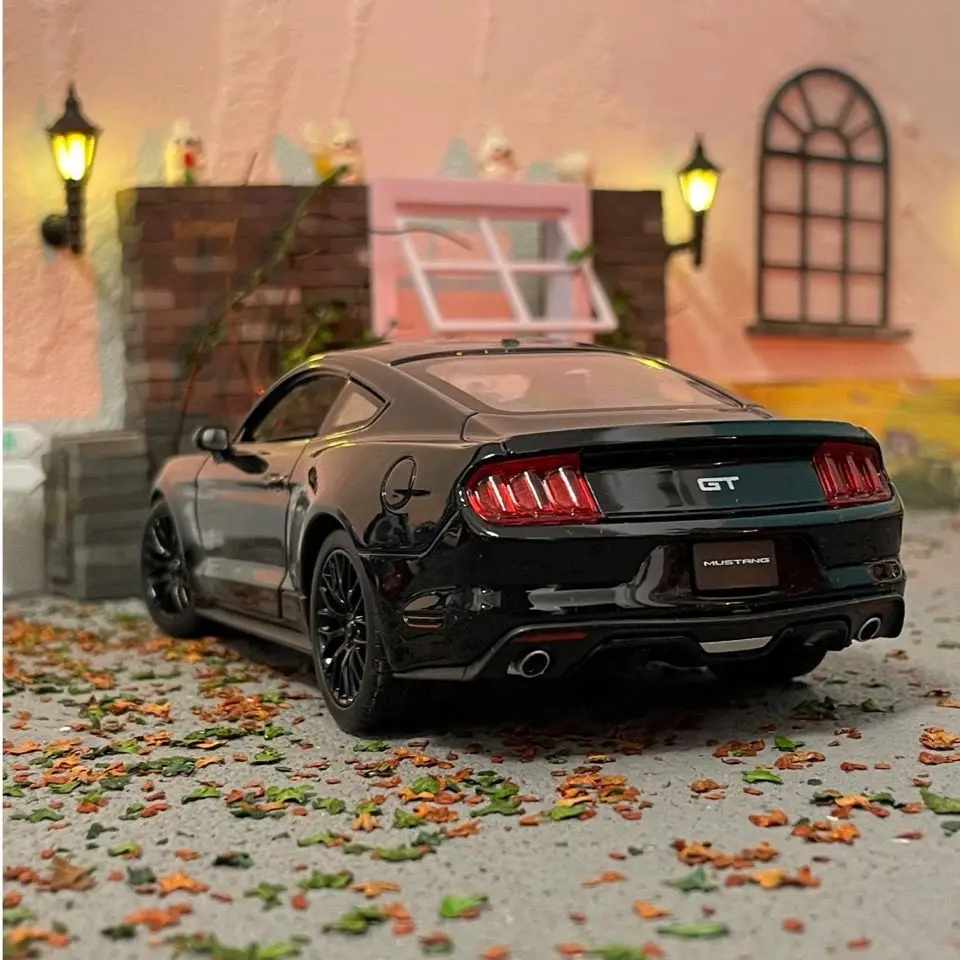 Welly 1:24 Ford Mustang GT Diecast Model Car 4 Welly 1:24 Ford Mustang GT Diecast Model Car - Image 4