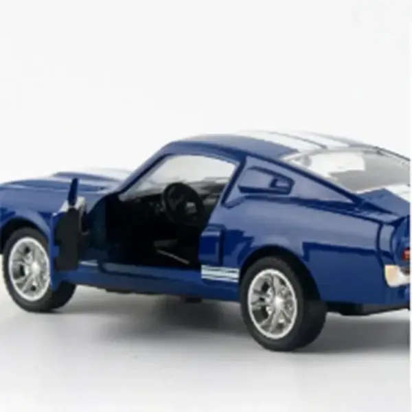 1/32 Scale Mustang GT500 Diecast Model Collectible - Image 5