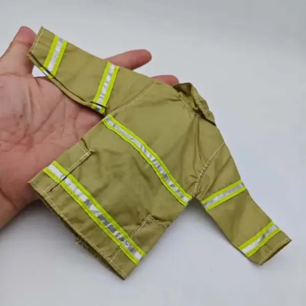 1/6 Scale Firefighter Rescue Uniform Model for Action Figures - Image 4