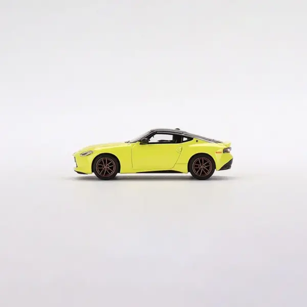 JERREN Nissan Z Proto 1:64 Alloy Car Model - Image 2