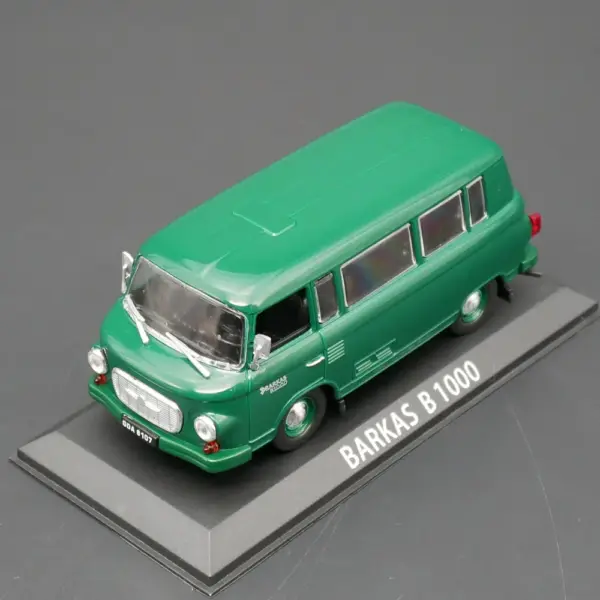 Ixo 1:43 Barkas B 1000 Diecast Model Car - Image 5
