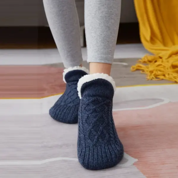 Men's Ultra Warm Cozy Slip-On Floor Socks - Image 10