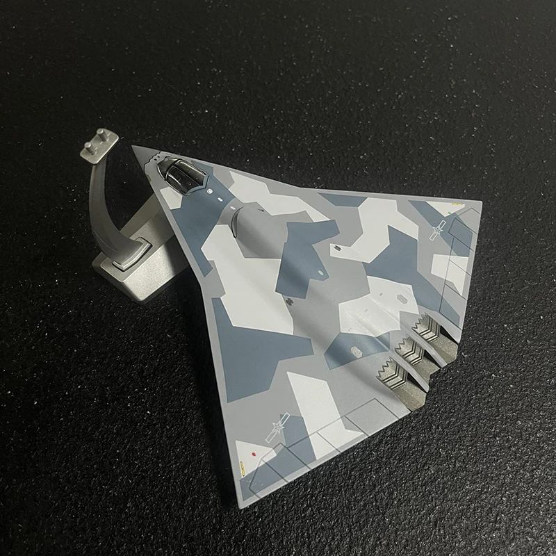 HYINUO J36 1:144 Diecast Fighter Plane Model 5 HYINUO J36 1:144 Diecast Fighter Plane Model - Image 5