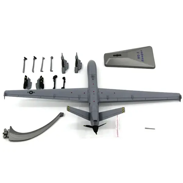 1:72 Scale MQ-9 Reaper Recon Aircraft Model - Image 5