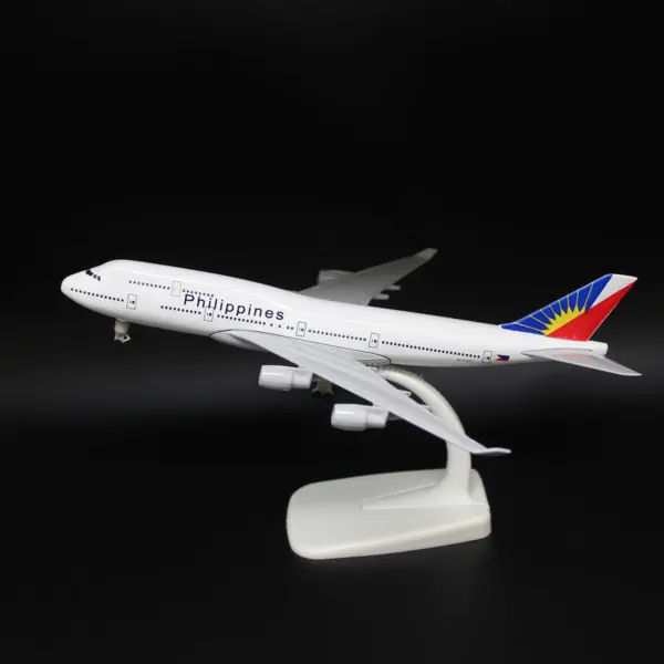 8 Inch Diecast Boeing 747 Airplane Model - Image 22