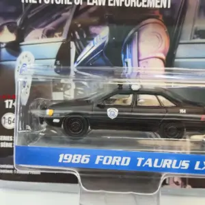 64 RoboCop 1986 Ford Car Collectible Model 7 S7b217d9187374a2fb9872266837f5383e