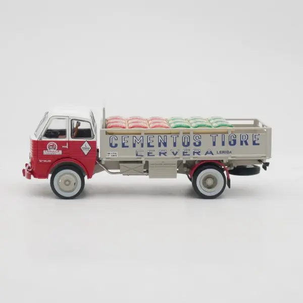Ixo 1:43 Pegaso 1031 Cementos Tigre Truck Model - Image 2
