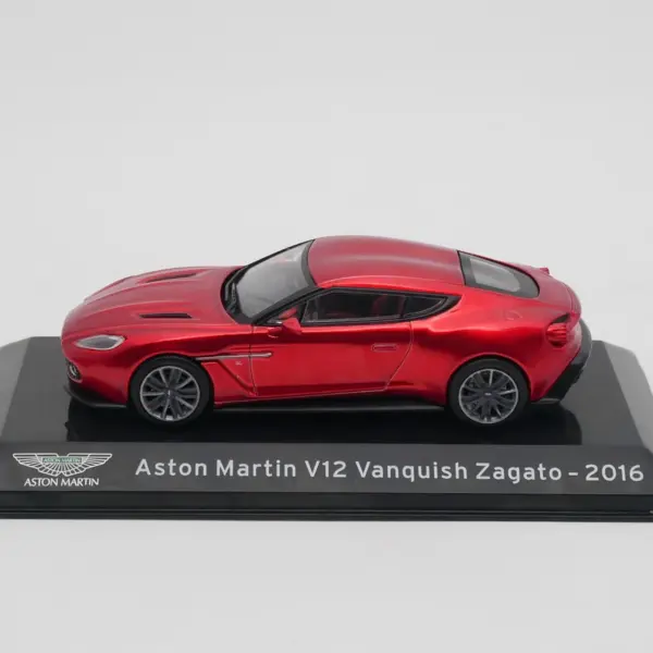 IXO 1:43 Aston Martin V12 Vanquish Zagato Diecast Model - Image 2