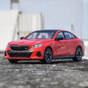 1:24 BMW I5 M60 Xdrive Diecast Model Car 17 S7f69647a5d93443e9271b0af4fa0517dR