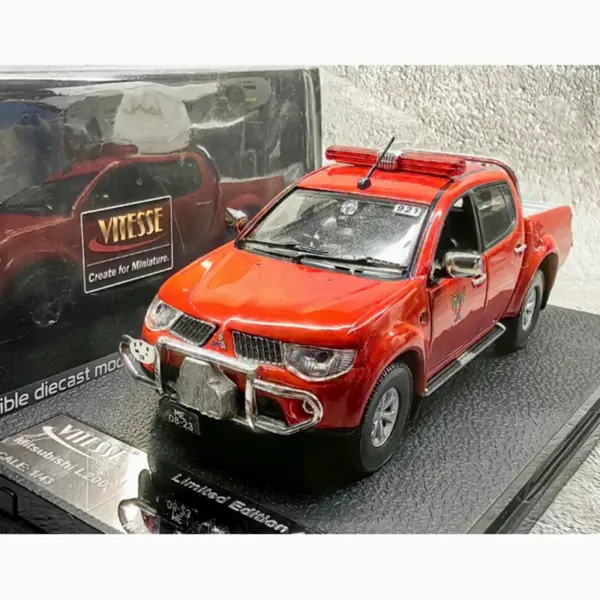 1/43 WELLY Fire Fighter Police Pickup Car Model - Image 4