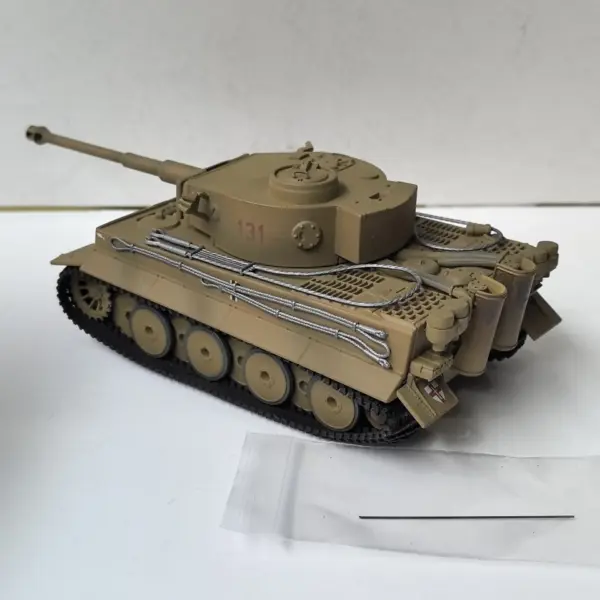Diecast CORGI 1/50 Tiger VI Tank Model Collectible - Image 3