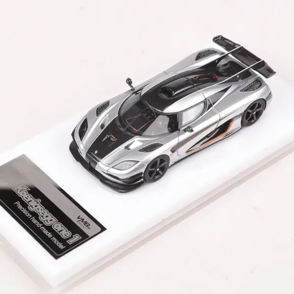 Limited Edition Resin Model Car 1:64 Blue/Silver - Image 3