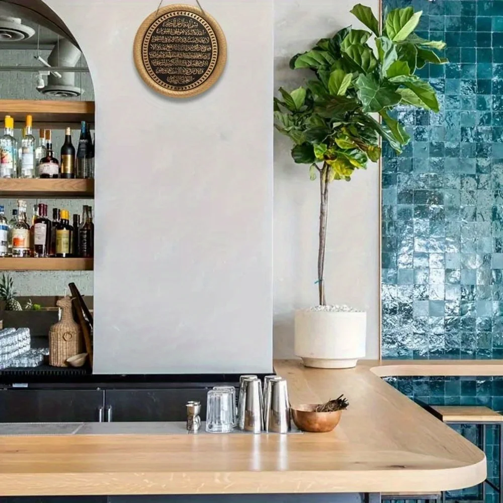 Whimsical Wooden Door Sign with Santa and Elf 4 Whimsical Wooden Door Sign with Santa and Elf - Image 4