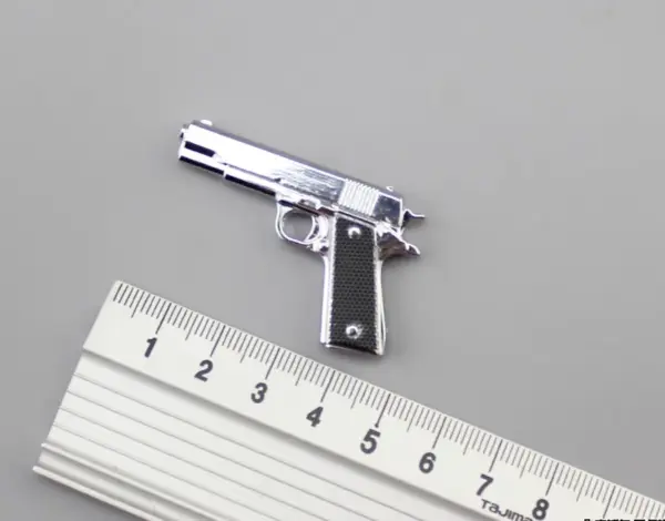 1/6 Scale P38 PPK Mini Metal Revolver Model for Dioramas - Image 26