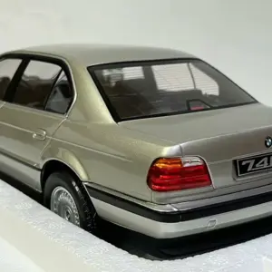 S868b43e8e44f4f32822df5d2d6a8a135L