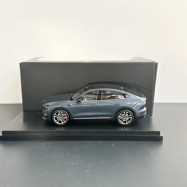 Nio Life EC7 Alloy Model 1:43 Scale Collection - Image 2