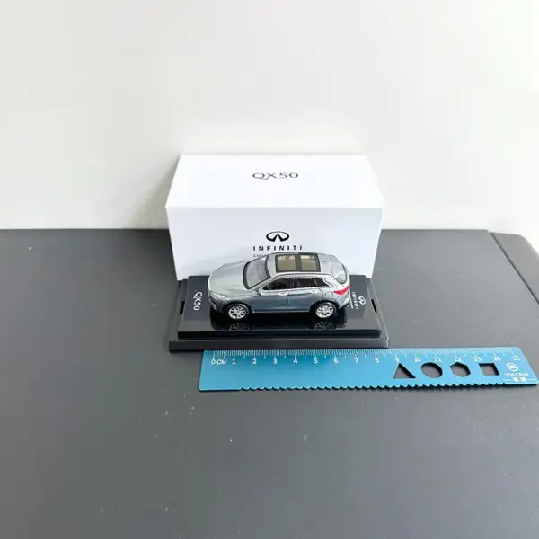 JERREN 1:64 QX50 Alloy Car Model - Image 5