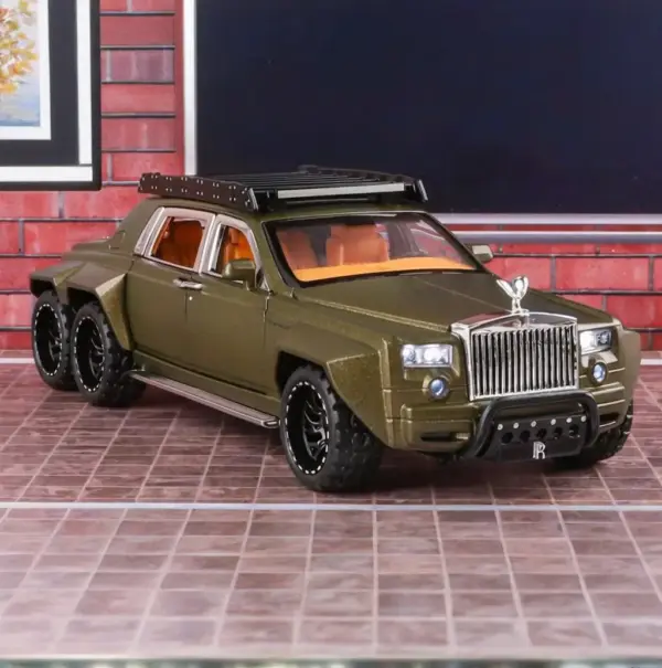 1:32 Rolls Royce Phantom 6X6 Diecast Model Car - Image 5