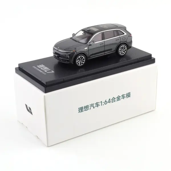 Ideal Car L6 L7 L8 L9 1:64 Alloy Model - Image 7