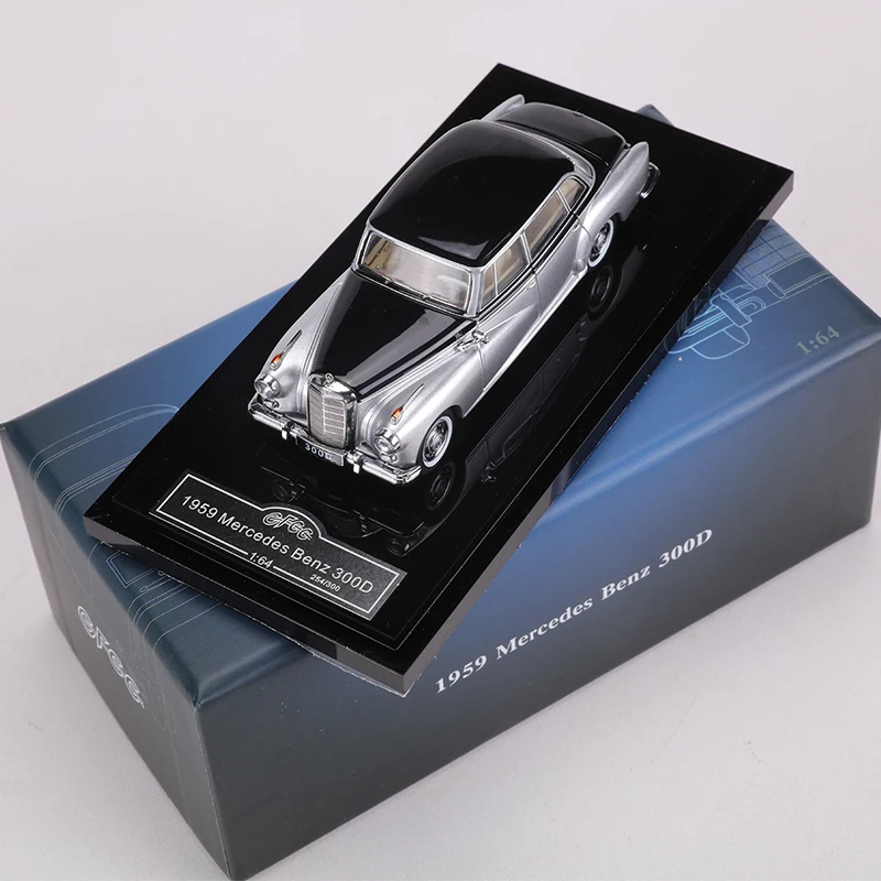 GFCC 1:64 Alloy Model Car with Removable Engine Cover 12 GFCC 1:64 Alloy Model Car with Removable Engine Cover - Image 12