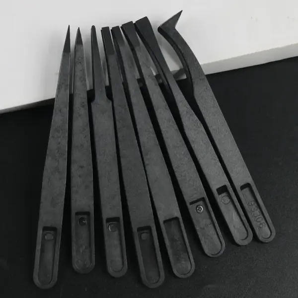 Black Watchmaker Carbon Fiber Tweezers for Repair - Image 4