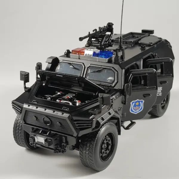 1/18 Maisto Dongfeng M-Terra Armored SUV Model - Image 4