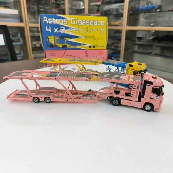 1/64 Alloy Diecast Benz Trailer Model for Collectors - Image 3