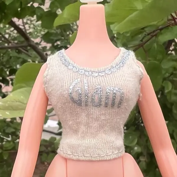 Bratz & Monster High Doll Tops Set - Image 17