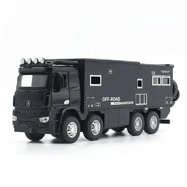 1/24 Nomadism Off-road RV Toy Model - Image 9
