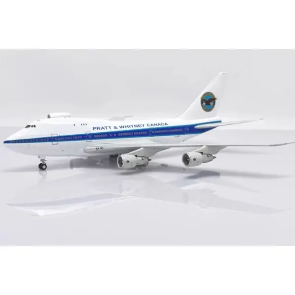 JC Wings 1/200 Pratt & Whitney B747SP Model - Image 2