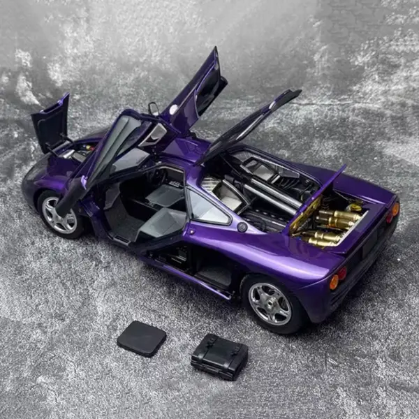 LCD 1:18 F1 XP5 Silver Alloy Car Model - Image 6