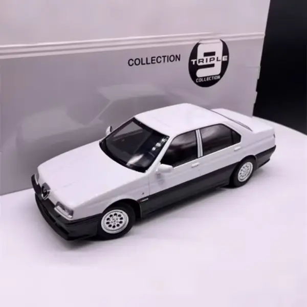 1:18 Alfa Romeo 164 Q4 Diecast Car Model - Image 2
