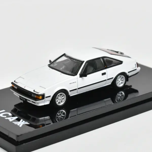 Hobby Japan 1:64 Celica XX Diecast Car - Image 13