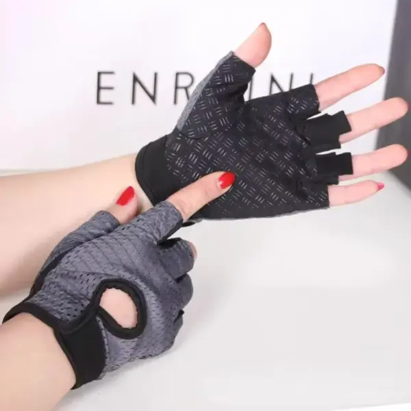 Breathable Women's Cycling Half Finger Gloves - Image 9