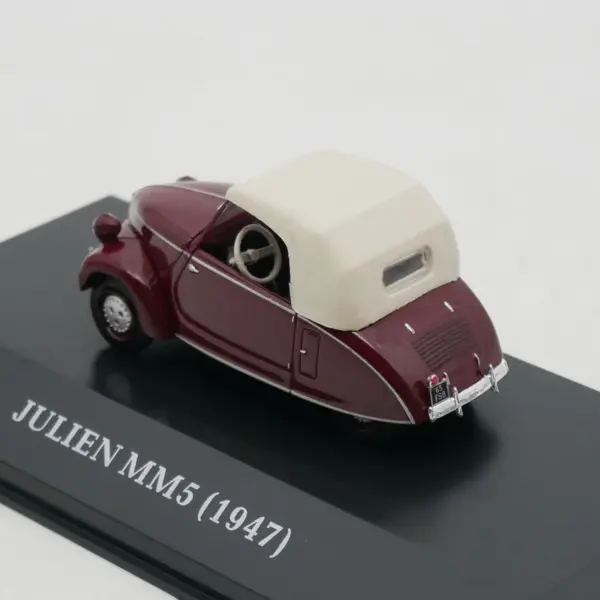 IXO 1:43 Julien 1947 Diecast Vintage Car Model - Image 5