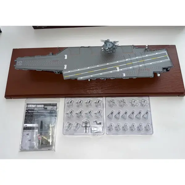 Diecast USS Enterprise CVN-65 1/700 Model - Image 5