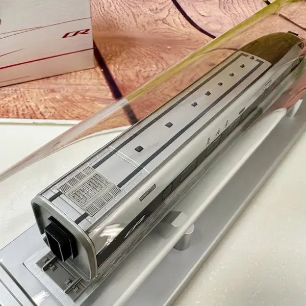 1:87 Fuxing CR400AF High-Speed Train Model - Image 3