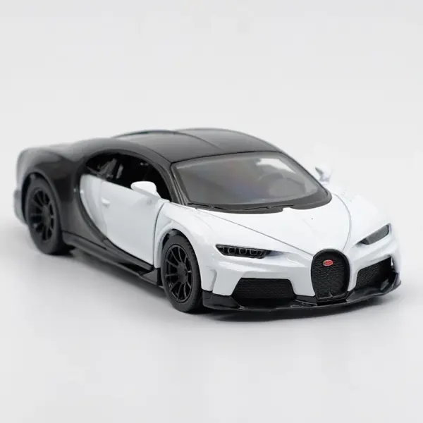 Kinsmart Bugatti Chiron Super Sport Diecast Model - Image 7