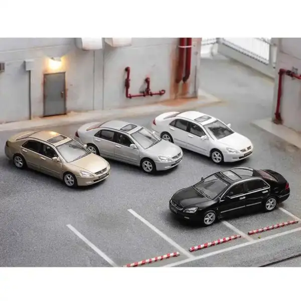 Pre-sale DCT 1:64 Accord Alloy Model Car - Image 5