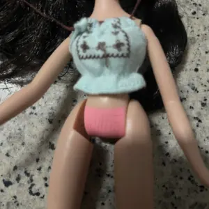 S977712f7e2b64e1a84337c0826a40a58l 5