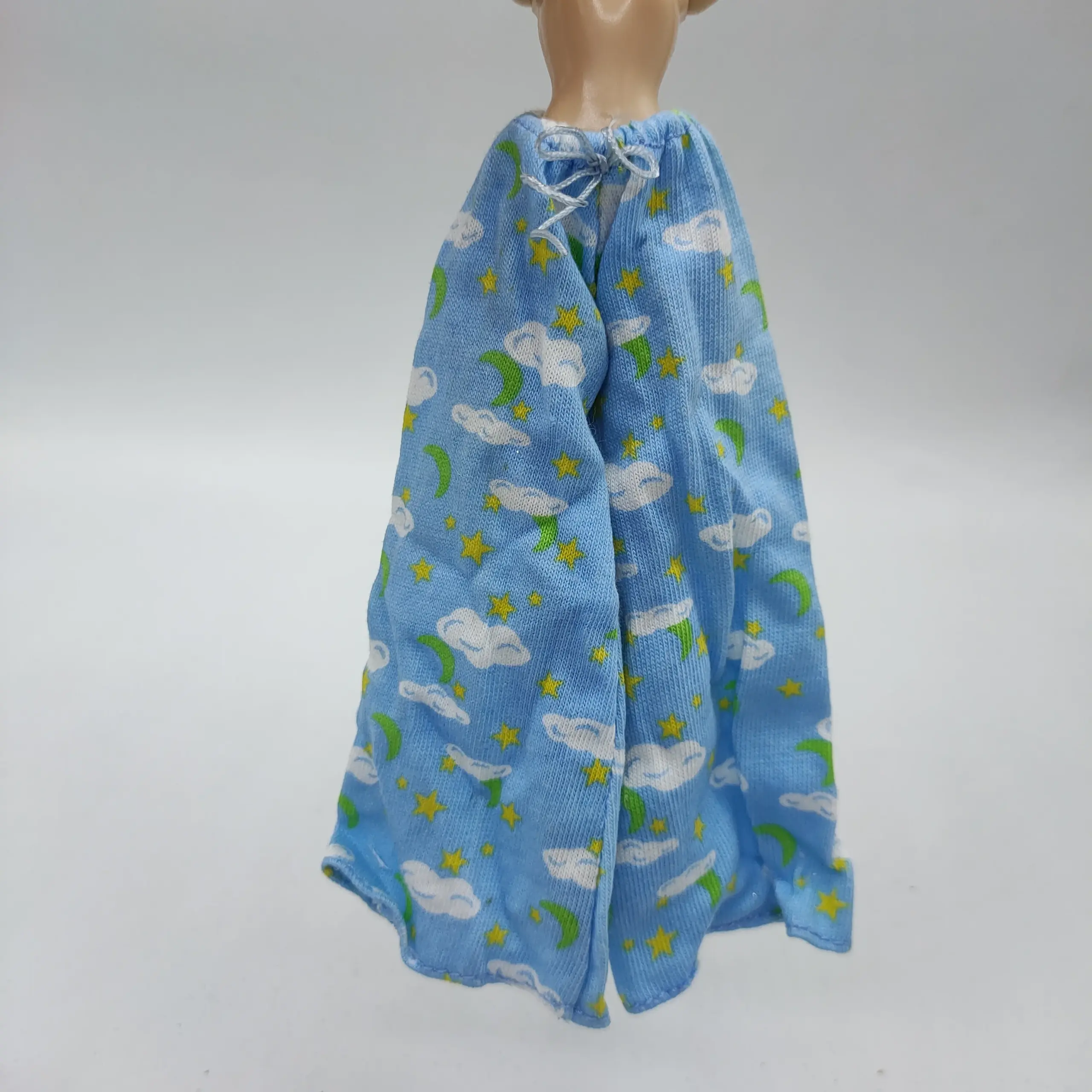 Casual Jeans for 30cm Bratz and Monster High Dolls 17 Casual Jeans for 30cm Bratz and Monster High Dolls - Image 17