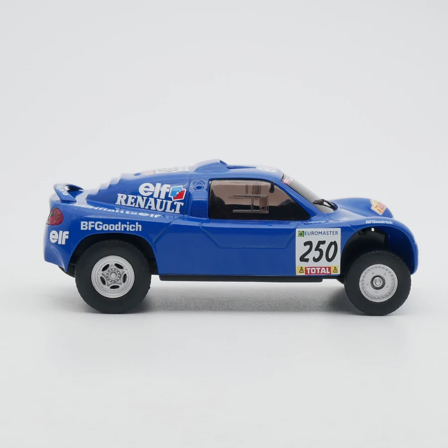 Renault 2010 Dakar Rally Car Diecast Model 1:43 4 Renault 2010 Dakar Rally Car Diecast Model 1:43 - Image 4