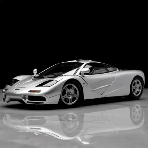 LCD 1:18 F1 XP5 Silver Alloy Car Model - Image 2