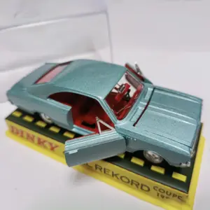 Dinky 1:43 Opel Rekord Coupe Diecast Model 6 S98d3cdd71215486895e268bb258ed6059