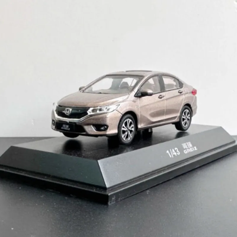 Honda GREIZ Alloy Model 1:43 Collectible Toy 6 Honda GREIZ Alloy Model 1:43 Collectible Toy - Image 6