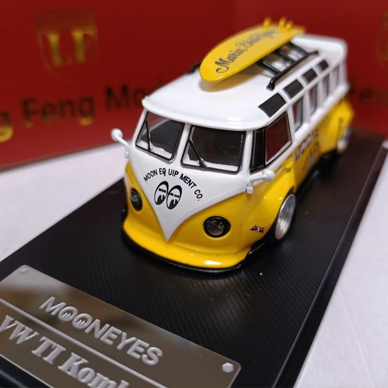 1/64 Diecast Alloy VW Bus Model Car for Collection 3 1/64 Diecast Alloy VW Bus Model Car for Collection - Image 3