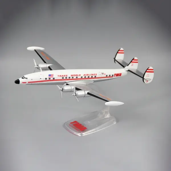 1:125 Scale Lockheed L1049 Airlines Model Aircraft - Image 4