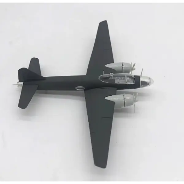 Herpa 1/200 G4M1 Bomber Diecast Model - Image 2