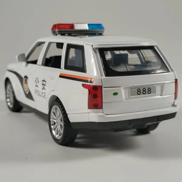 1:32 Land Rover Range Rover Police SUV Diecast Toy - Image 4